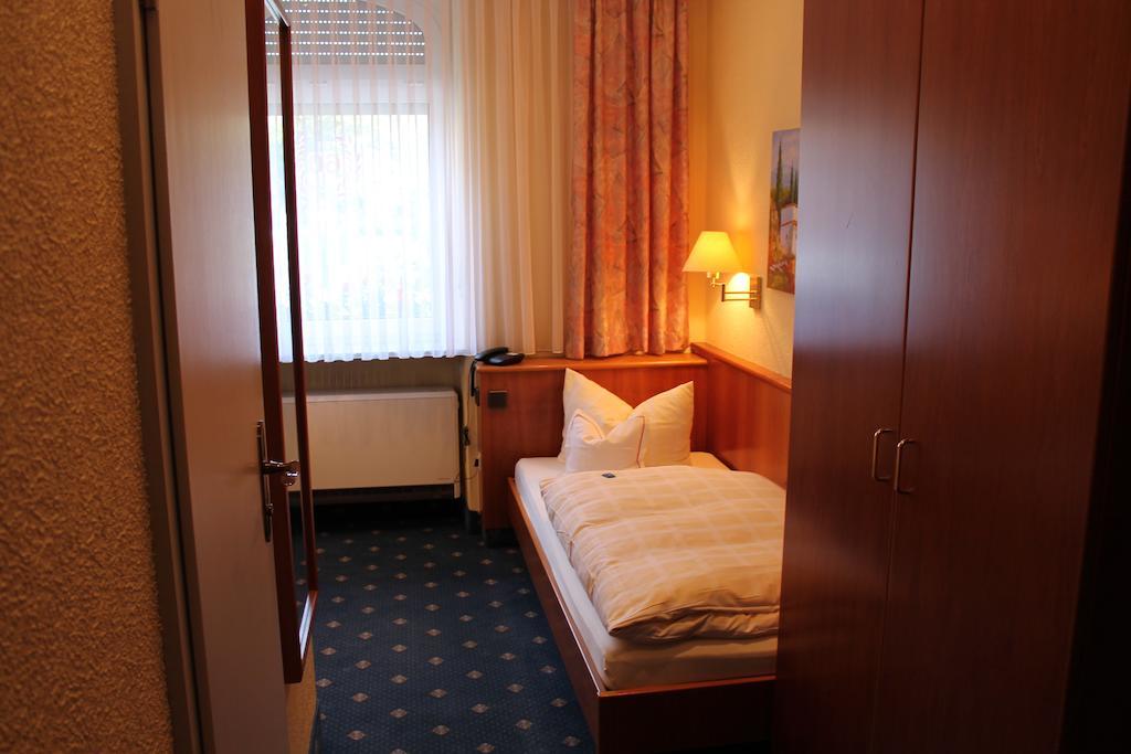 Hotel Luga Nürnberg Exterior foto